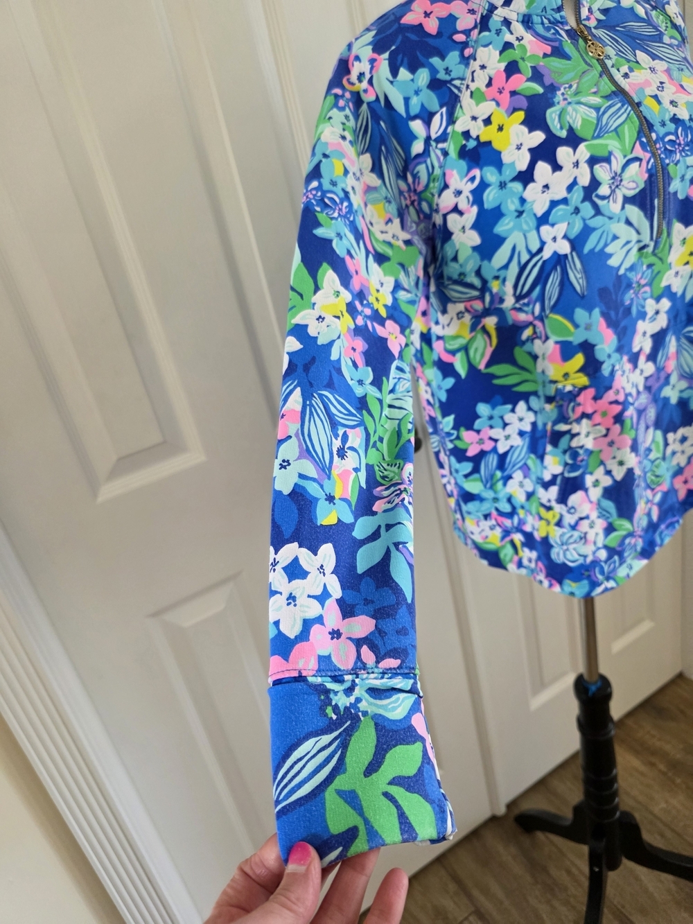 Lilly Pulitzer Melena UPF 50+ Popover Borealis Blue Social Quarter Zip SZ Large - Picture 8 of 11